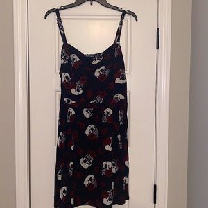 Hot Topic skull and roses spaghetti strap dress